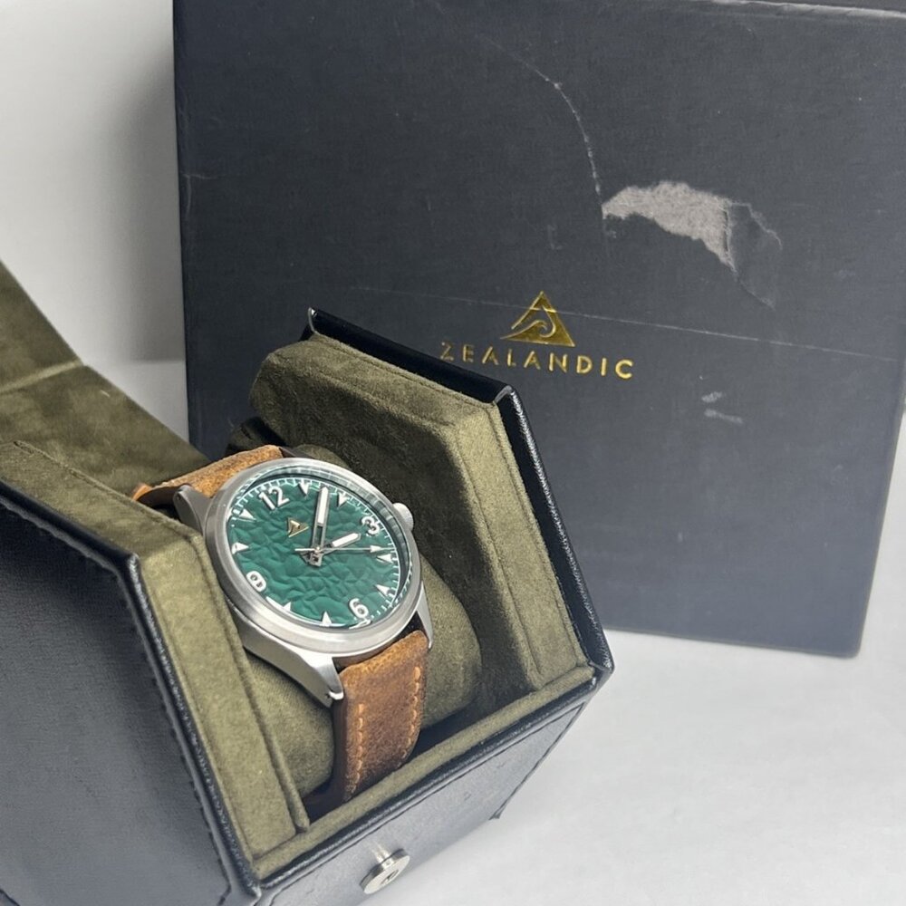 Zealandic Iceborne Watch 01-085 Automatic WR 20ATM Pounamu Green Dial - Picture 12 of 12
